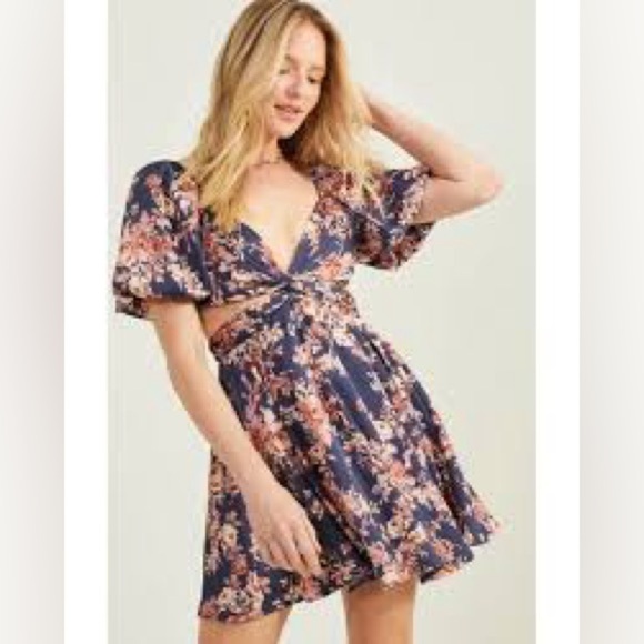 Altar'd State Dresses & Skirts - Altar’d State NWT Floral Navy Dress small